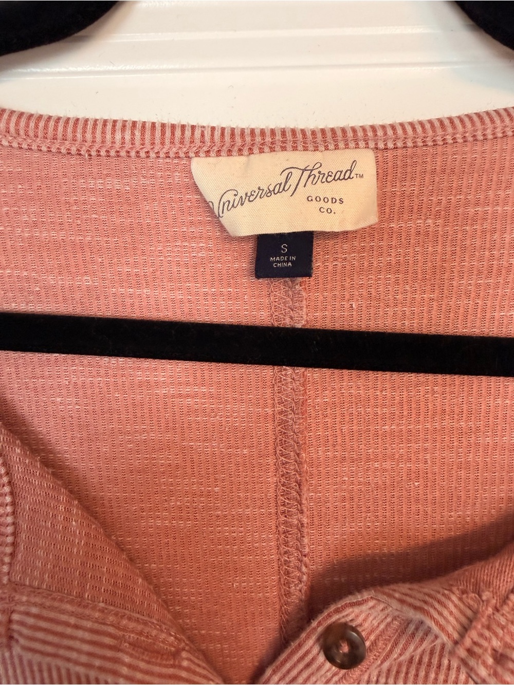 Universal Thread Women's Long-Sleeve Henley Top - Dusty Pink - Picture 2 of 3